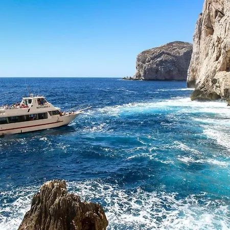 Solone Semesteranläggning (resort) *